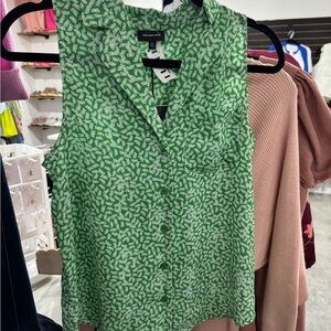 Who What Wear Green Leaf Print Blouse